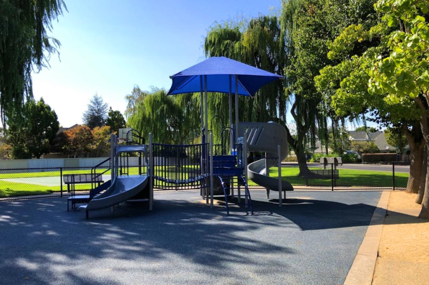 860 Meridian Bay Ln 231