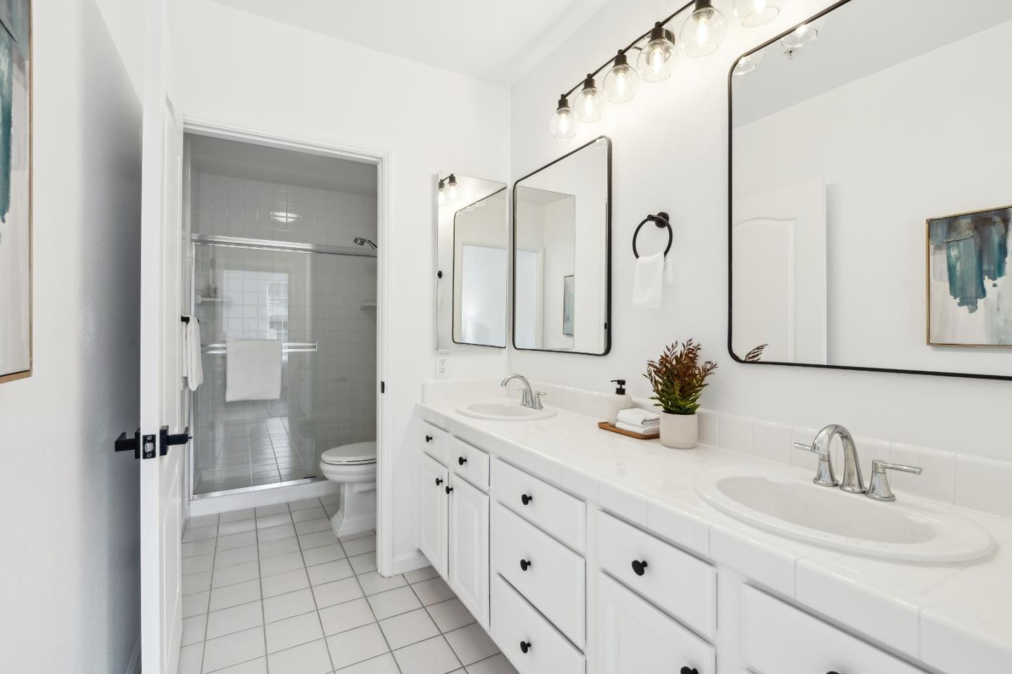 860 Meridian Bay Ln 231