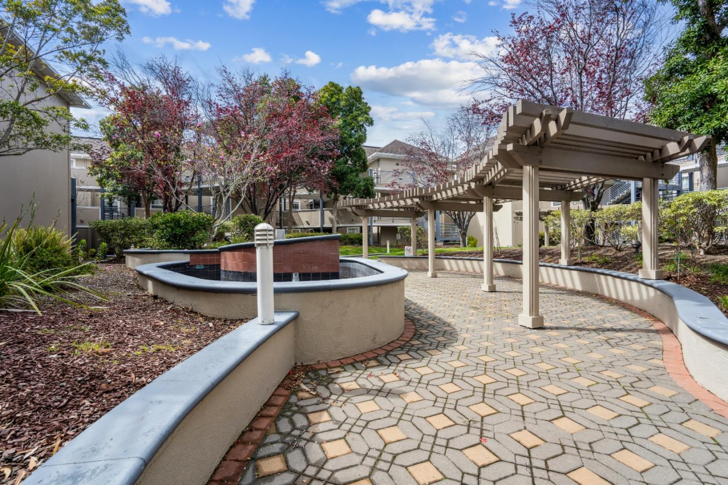 860 Meridian Bay Ln 231