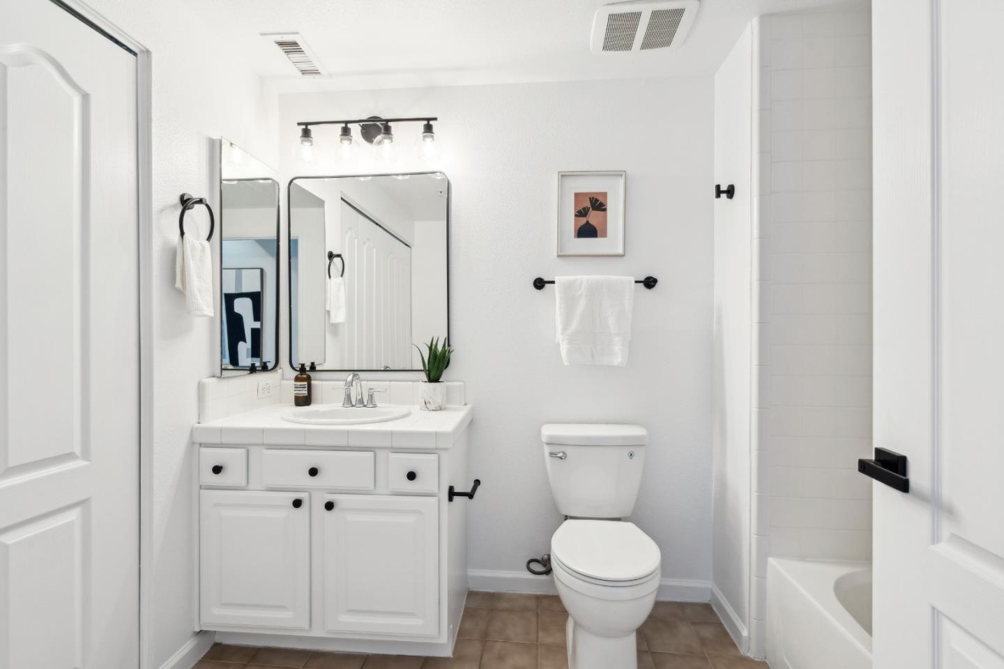 860 Meridian Bay Ln 231