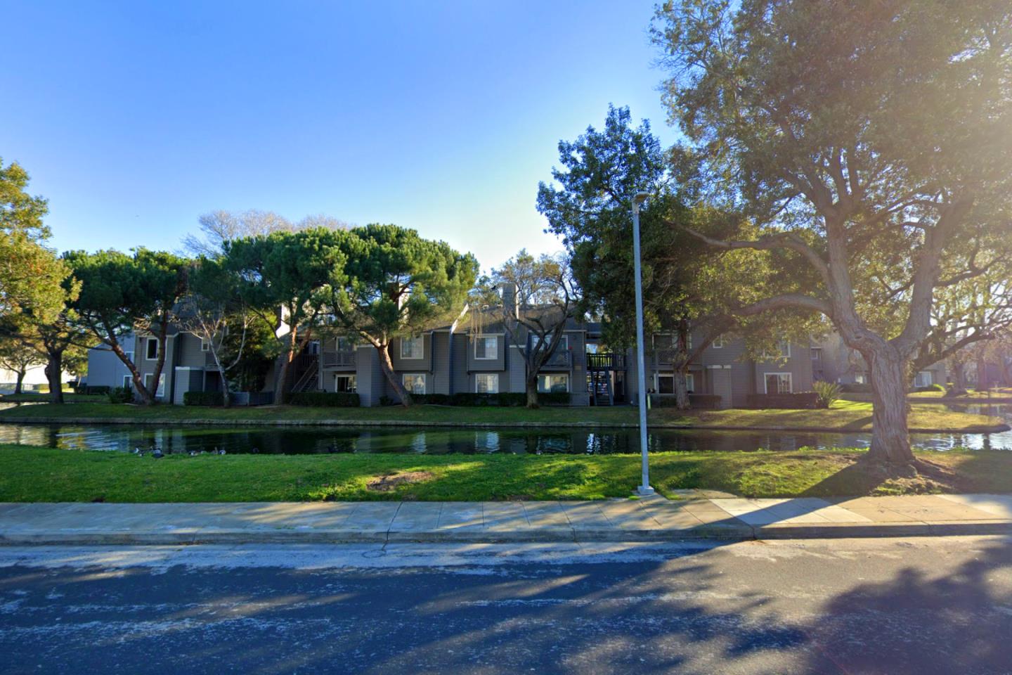 860 Meridian Bay Ln 231