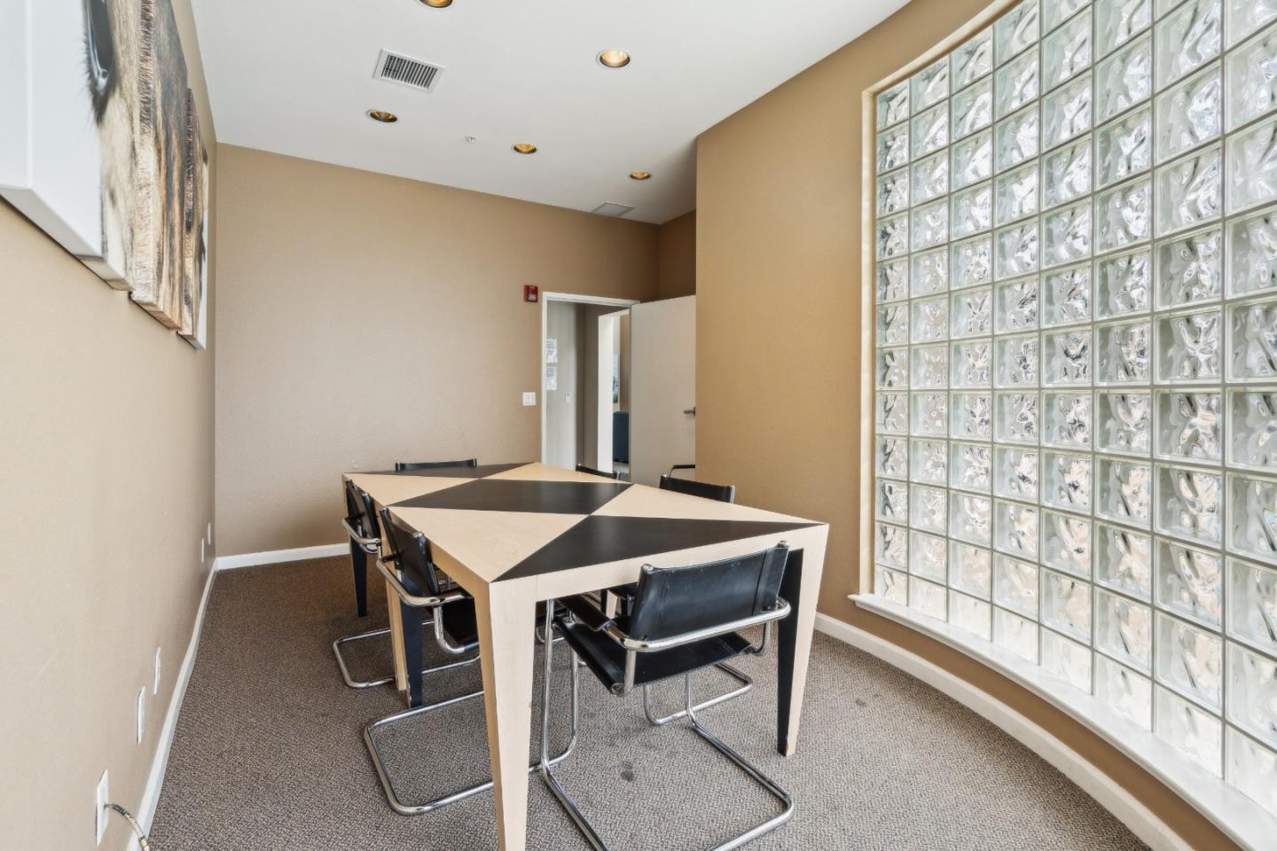 860 Meridian Bay Ln 231