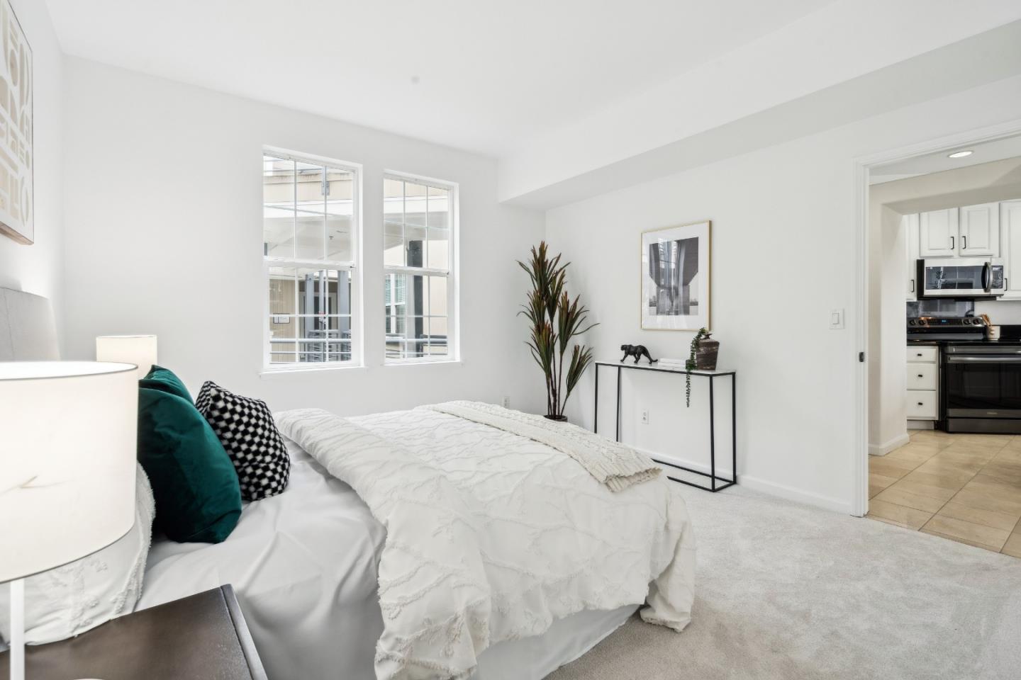 860 Meridian Bay Ln 231