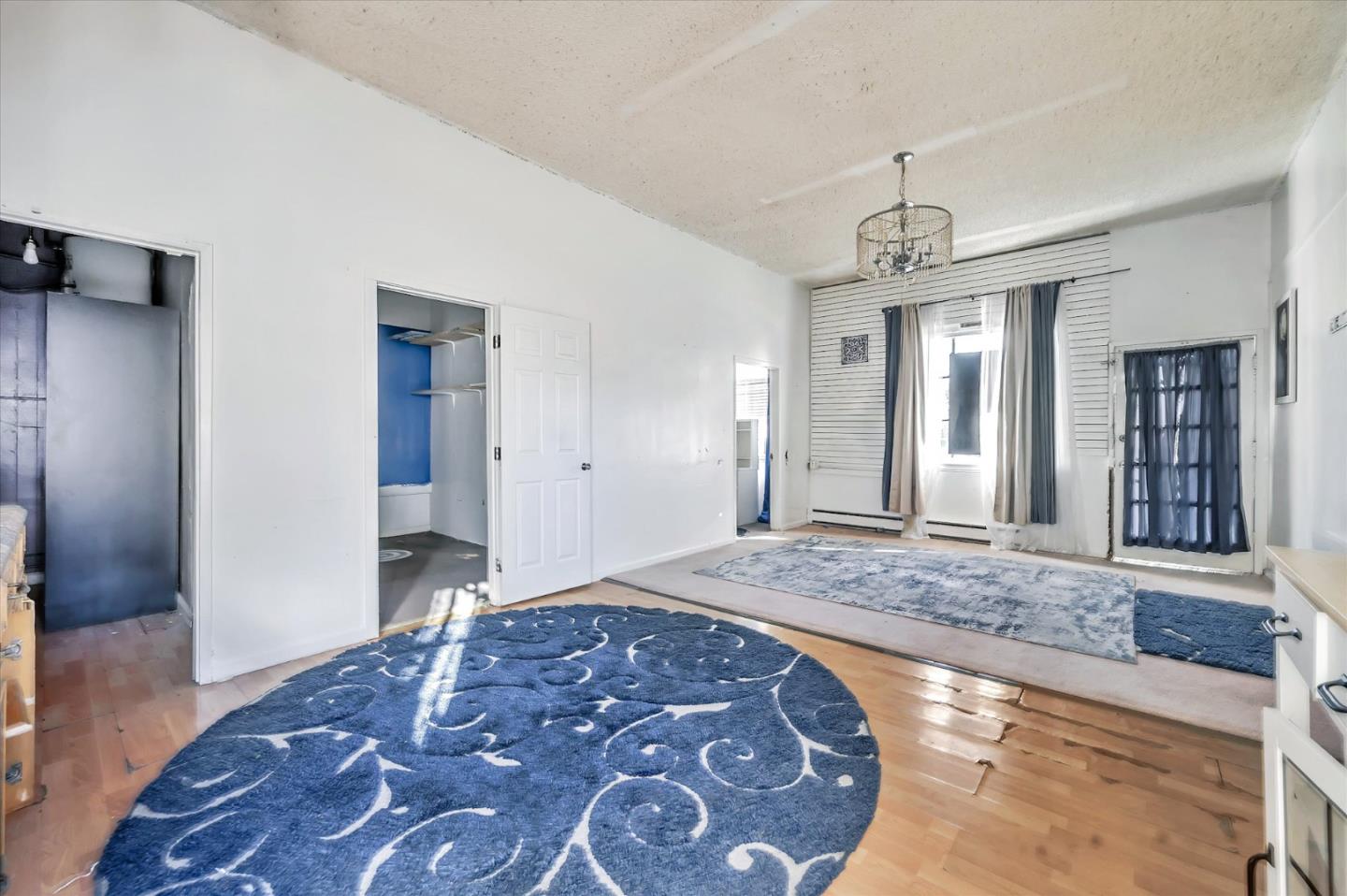 1401 Silver Ave