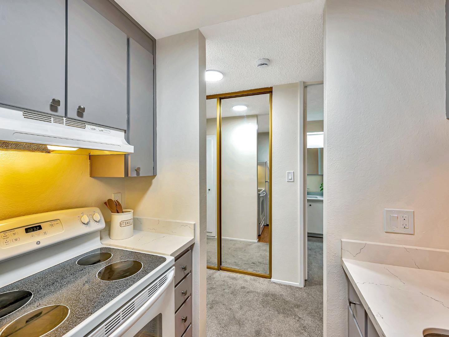 6209 Shelter Creek Ln