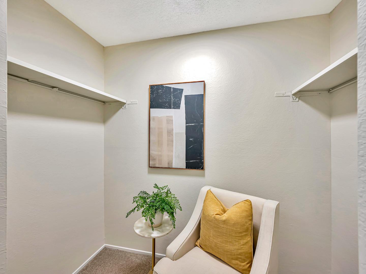 6209 Shelter Creek Ln