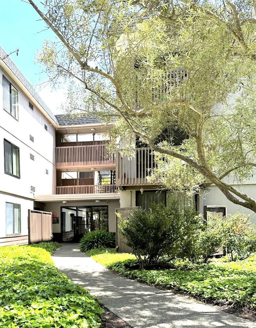 6209 Shelter Creek Ln