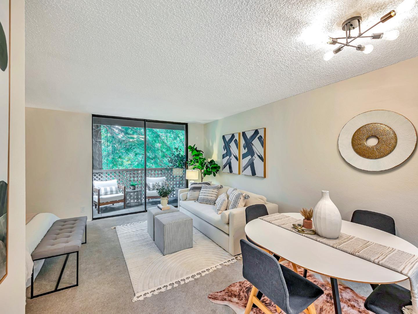 6209 Shelter Creek Ln