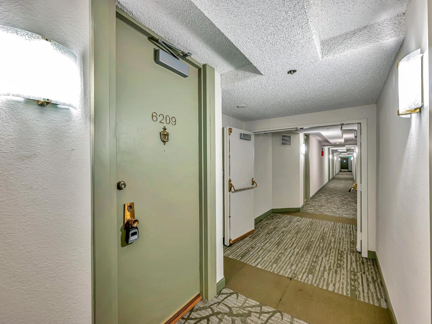 6209 Shelter Creek Ln