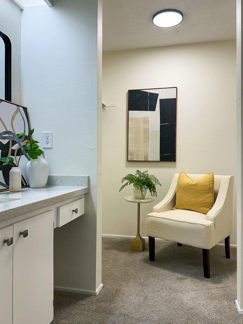 6209 Shelter Creek Ln