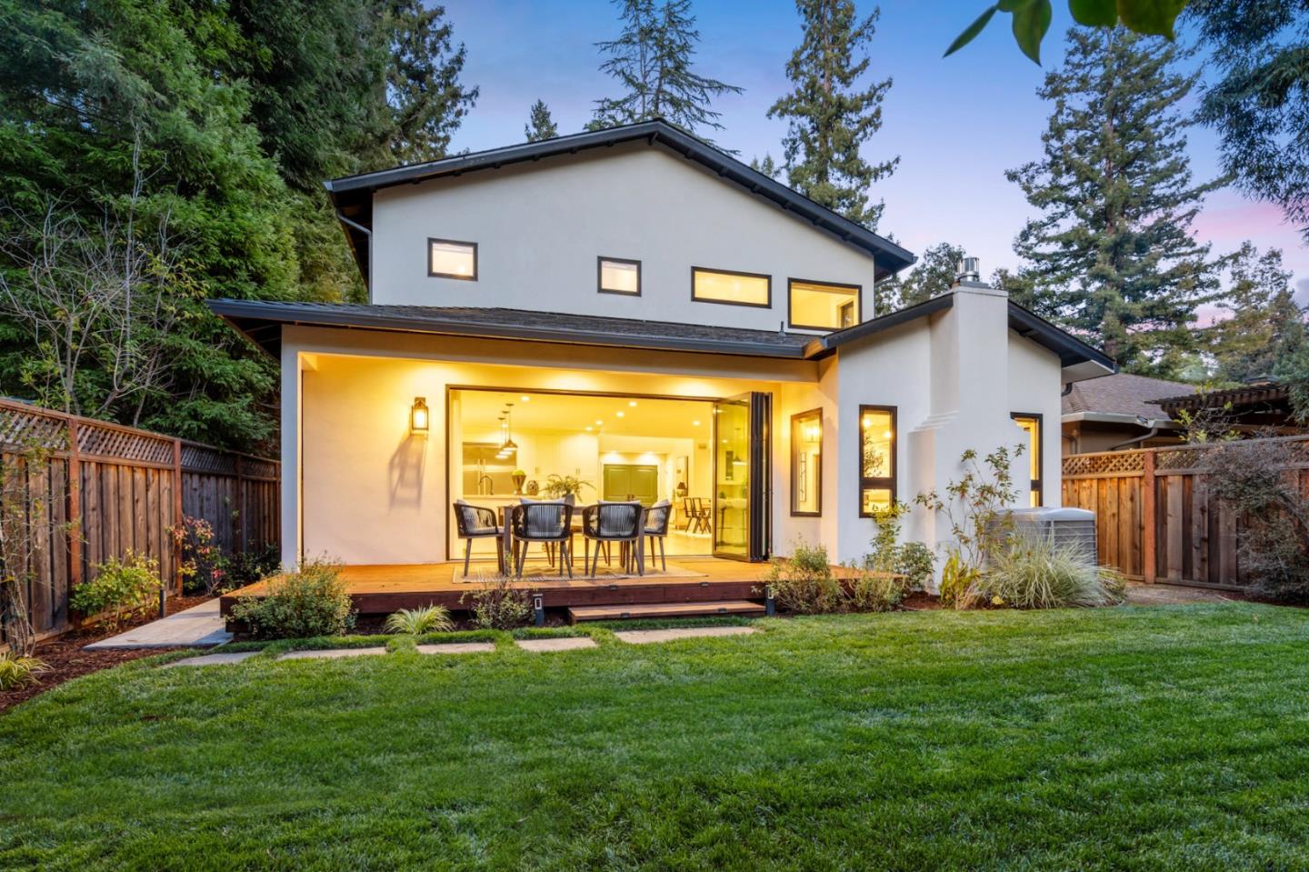 226 Selby Ln