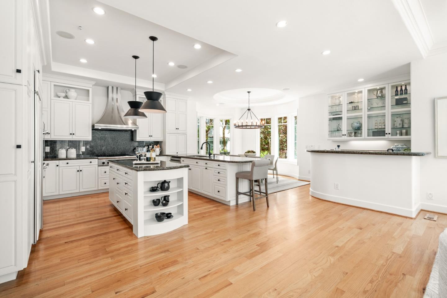 6 Zachary Ct