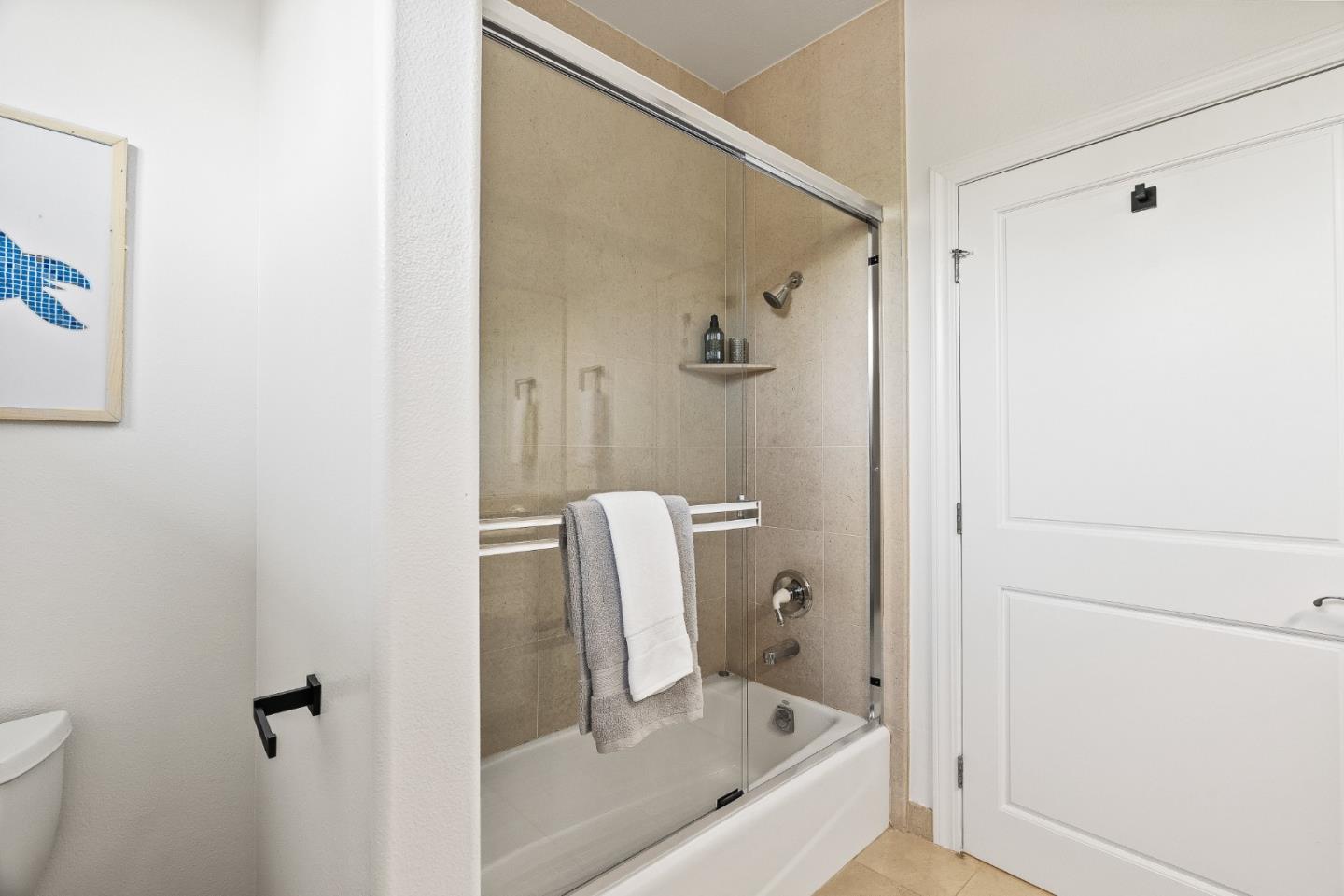 325 East Oakwood Boulevard