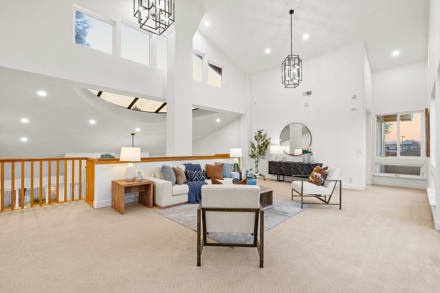 325 East Oakwood Boulevard