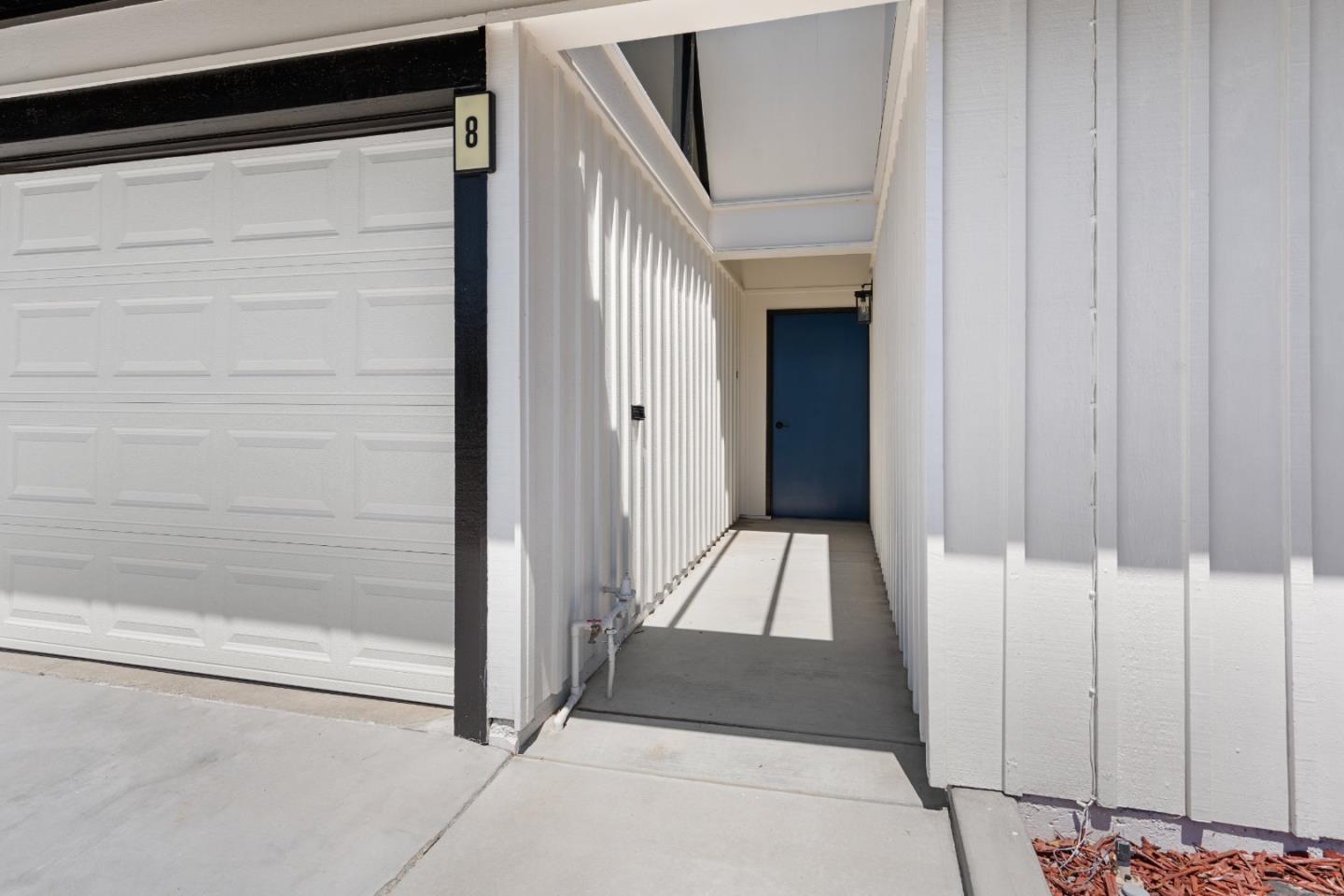 8 Claremont Court