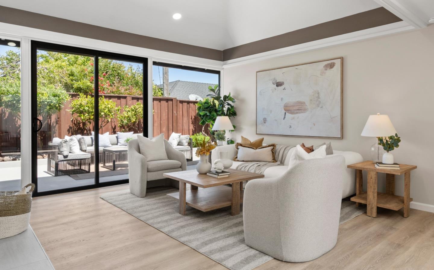 8 Claremont Court