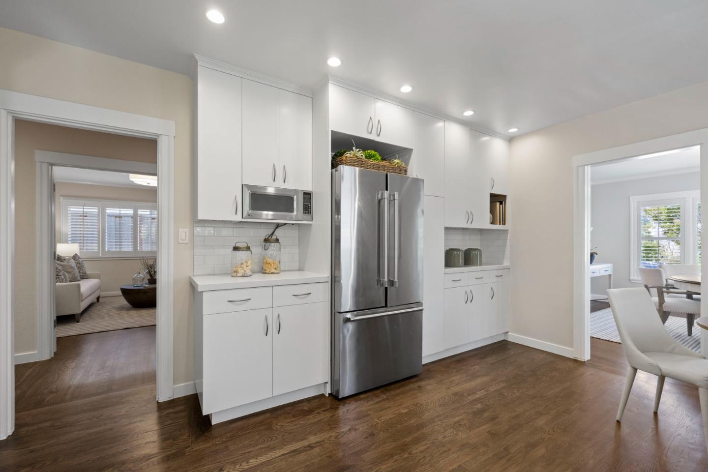 2111 Roosevelt Avenue