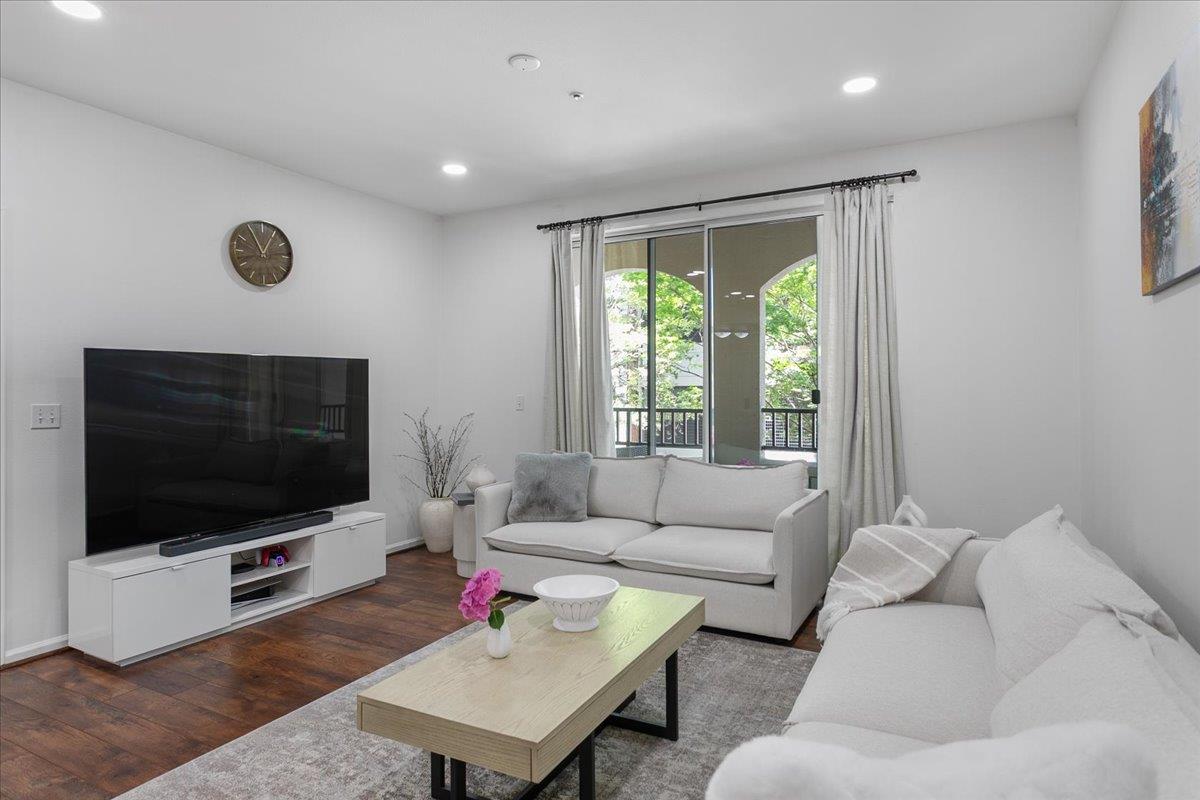 1550 Technology Drive 1076