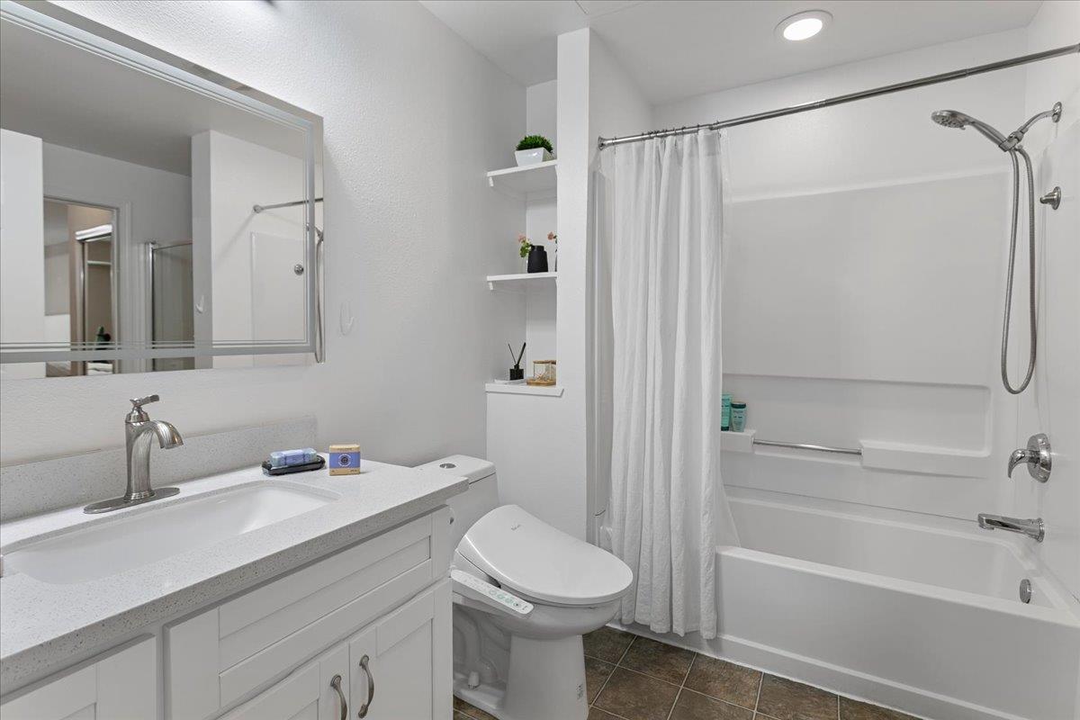 1550 Technology Drive 1076