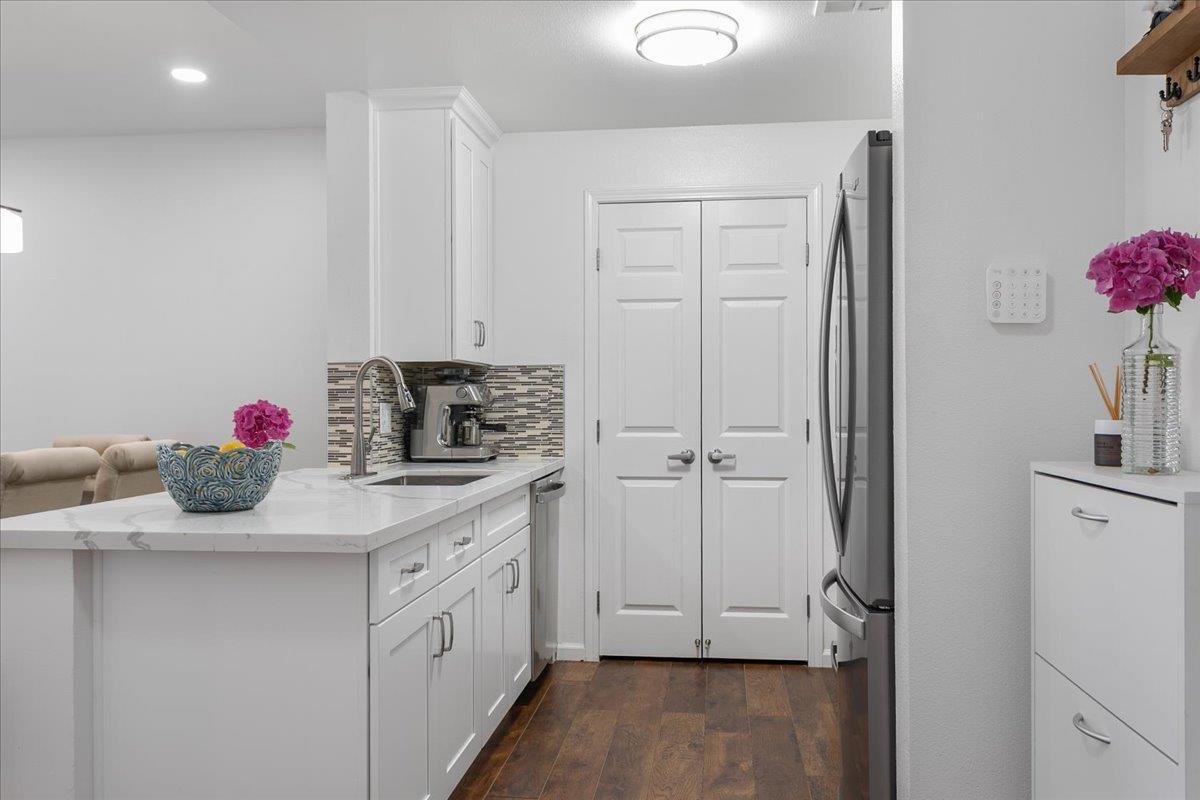1550 Technology Drive 1076