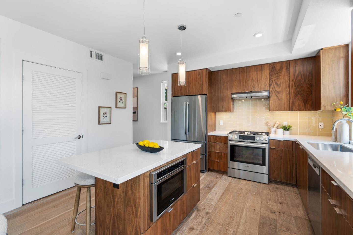 1101 West El Camino Real 219