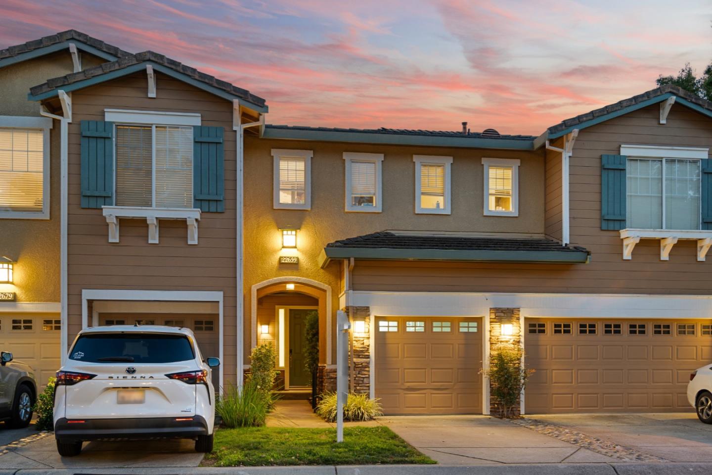 22659 Canyon Terrace Drive