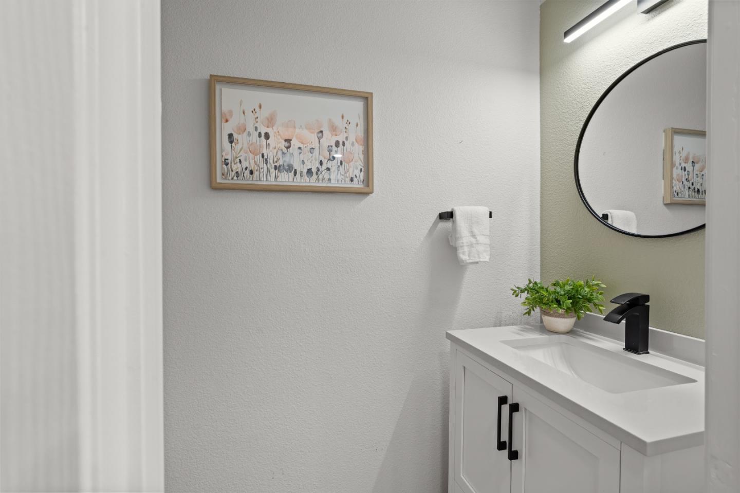 22659 Canyon Terrace Drive