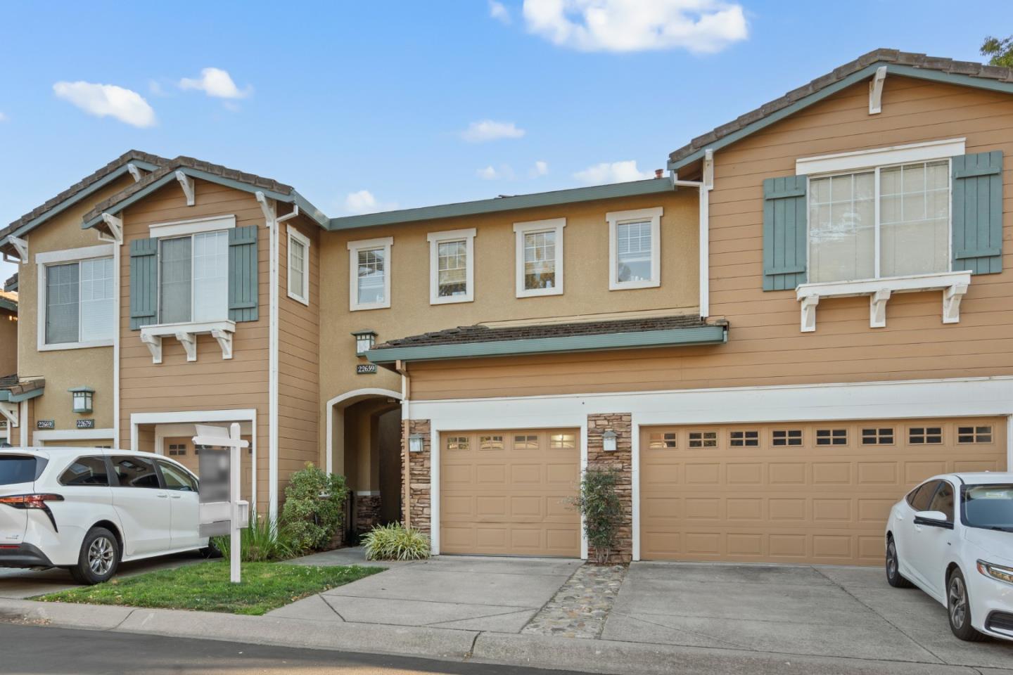 22659 Canyon Terrace Drive