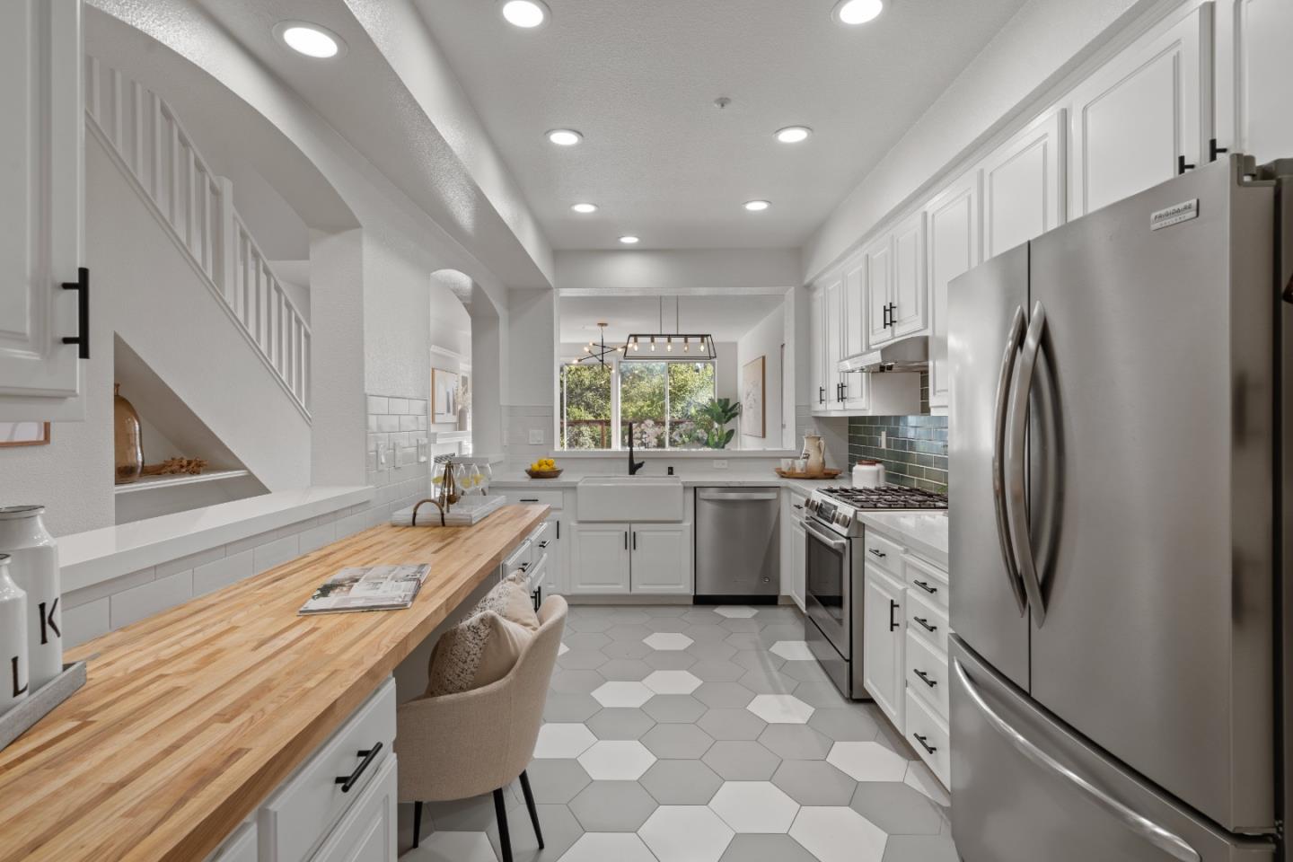 22659 Canyon Terrace Drive