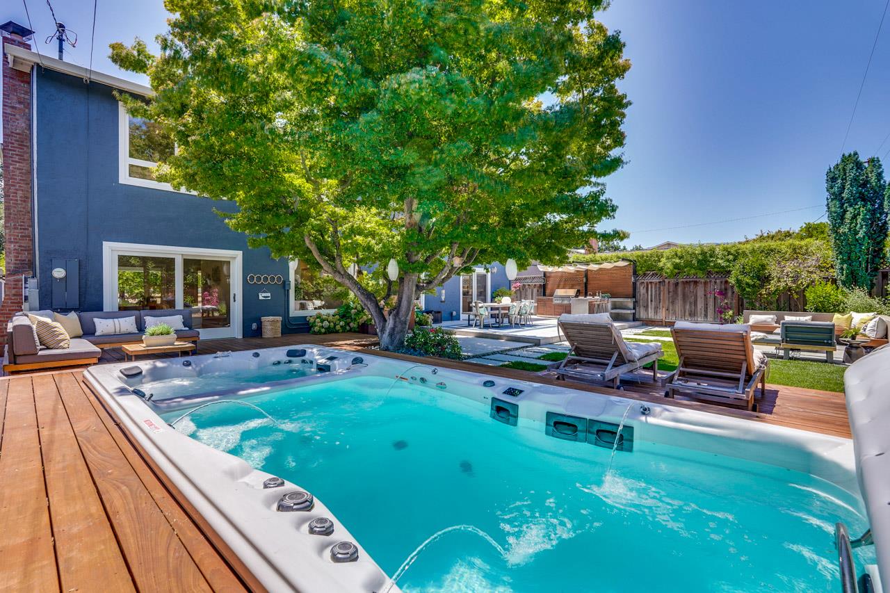 8107 Hyannisport Drive