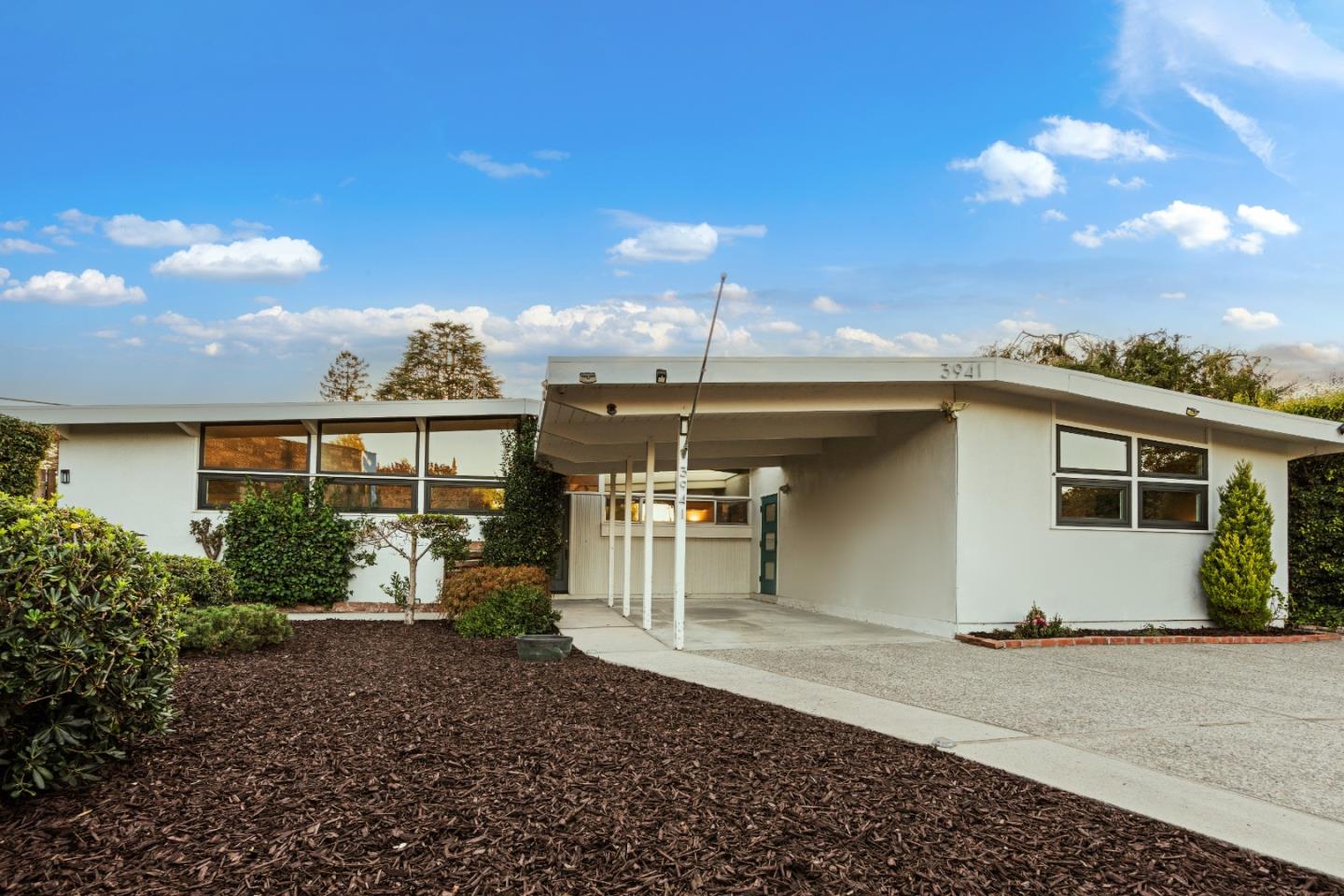 3941 Duncan Place