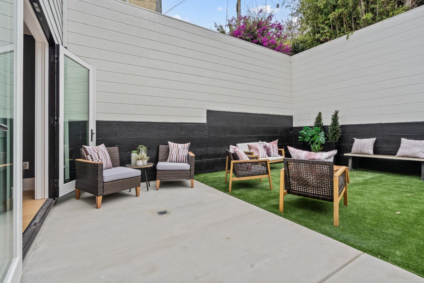 17 30th Street