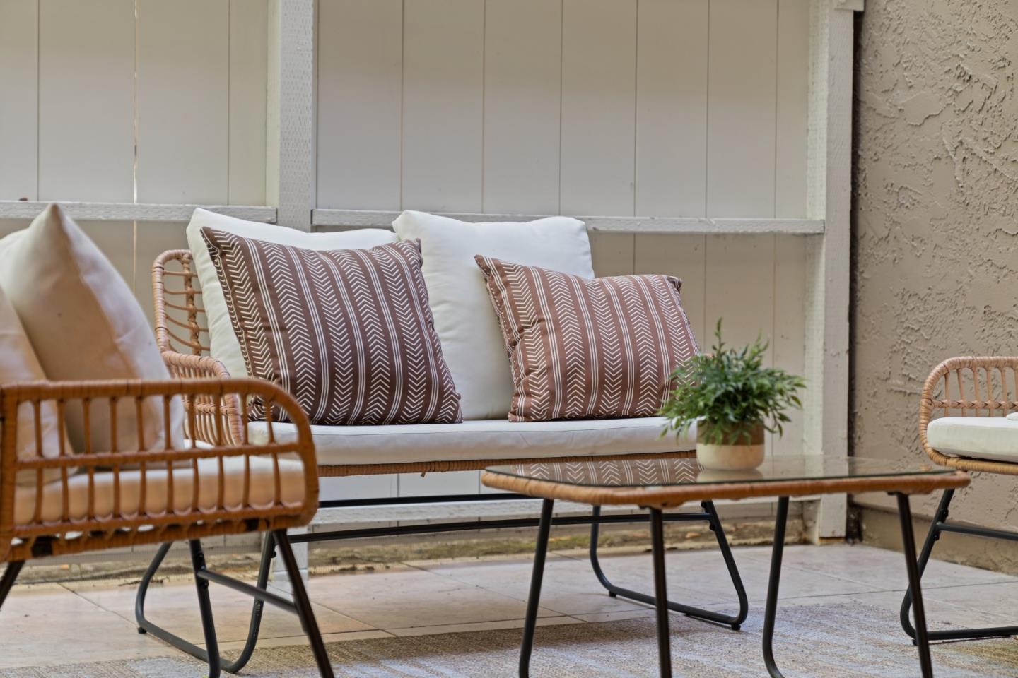 675 Sharon Park Drive 101