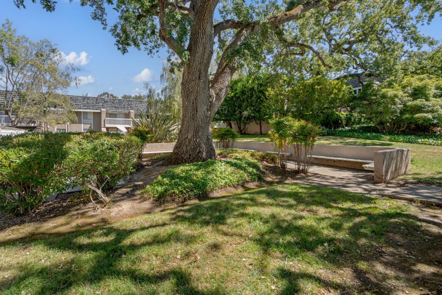 675 Sharon Park Drive 101