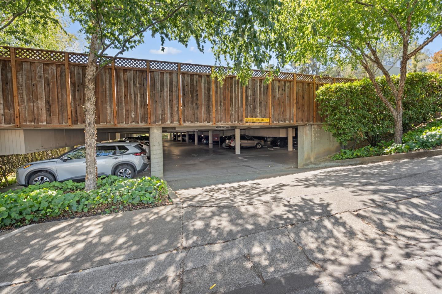 675 Sharon Park Drive 101