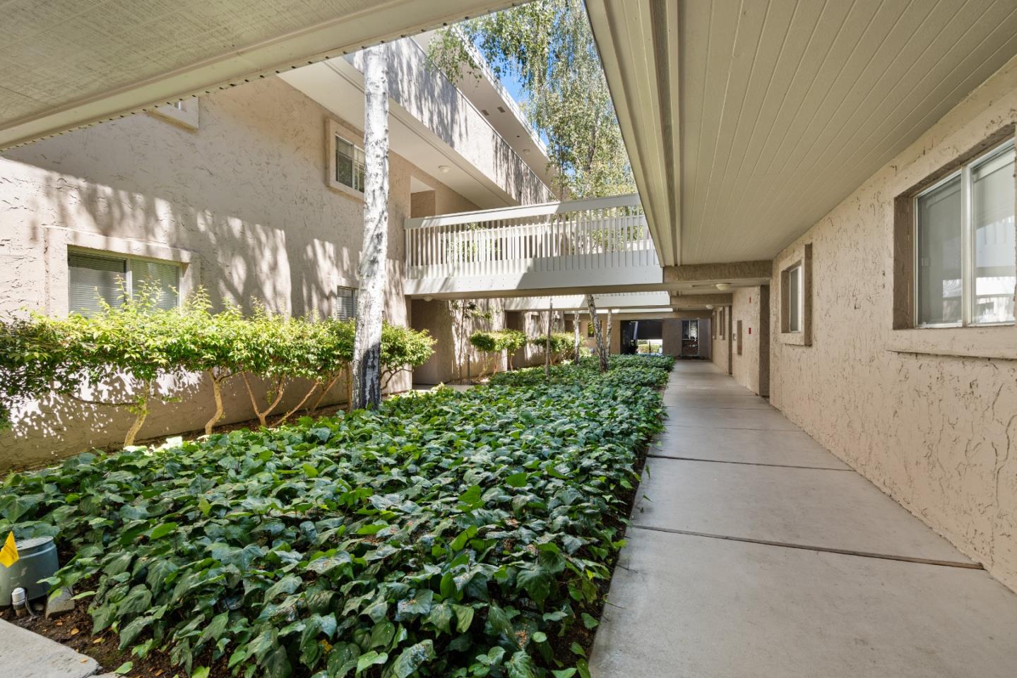 675 Sharon Park Drive 101