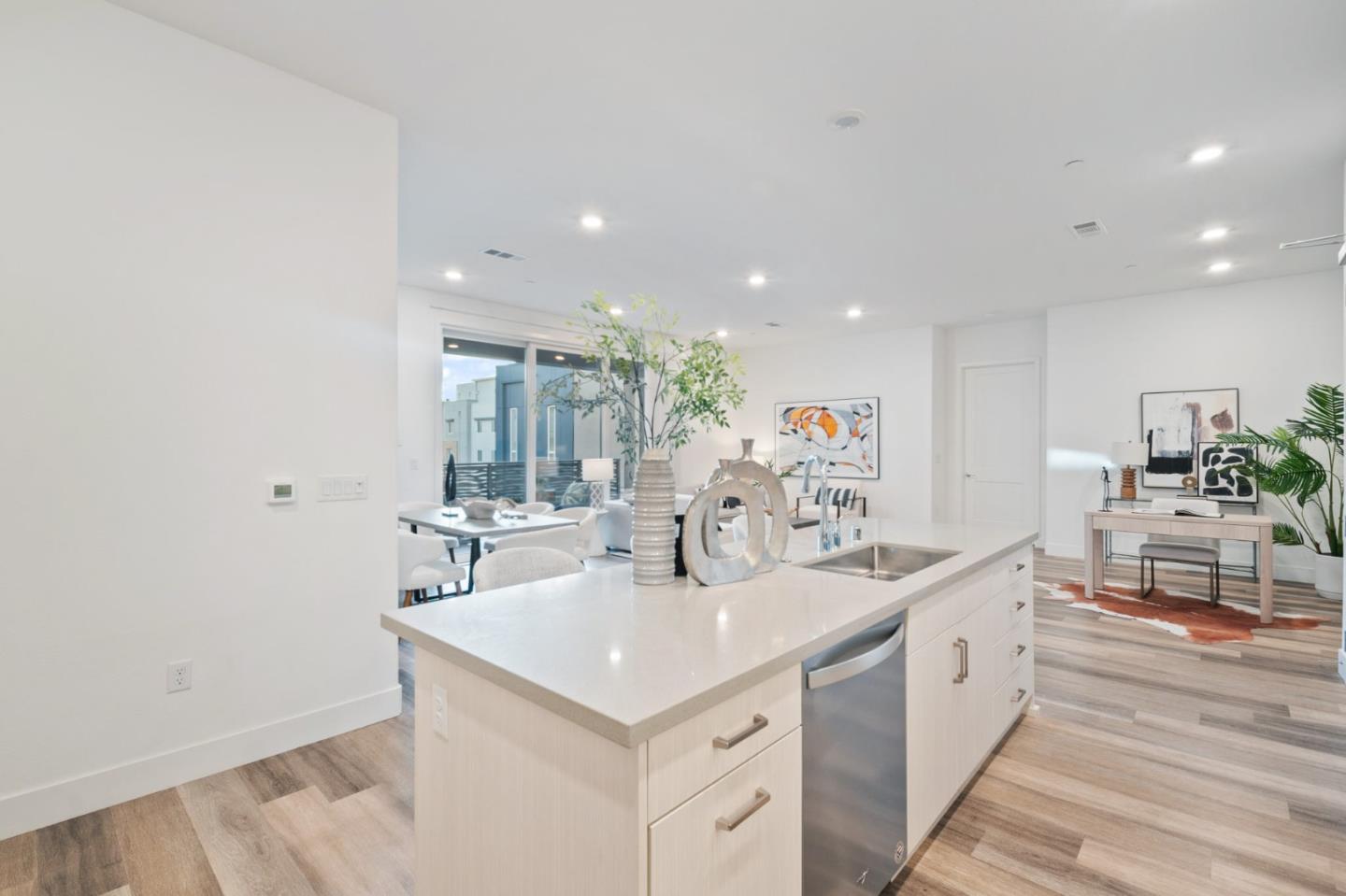 45258 Tom Blalock Street 303