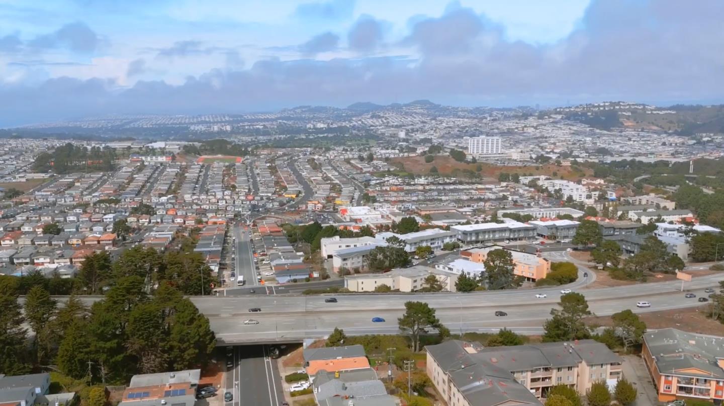 355 Crestview Circle