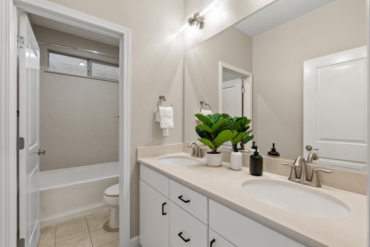 355 Crestview Circle