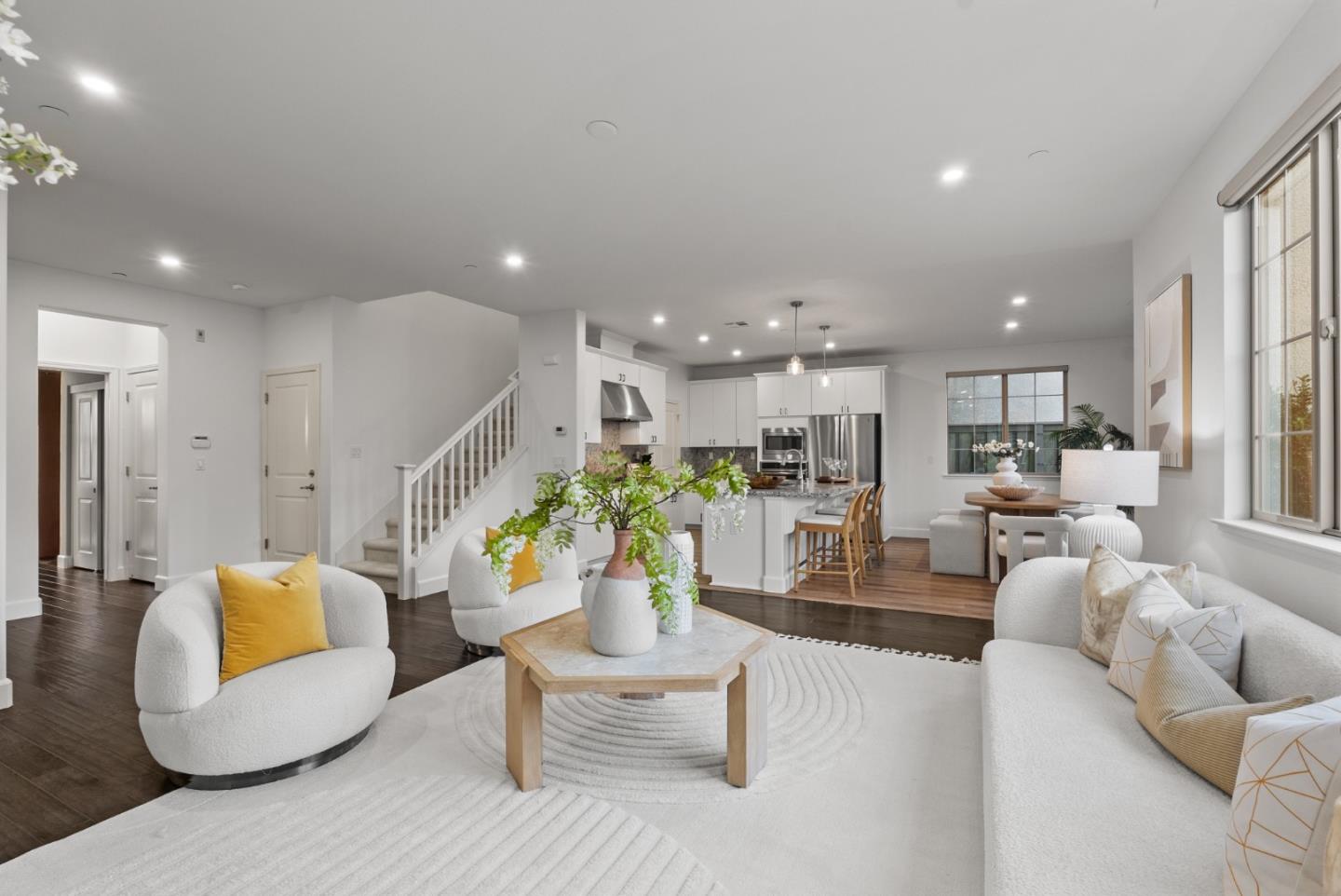 355 Crestview Circle