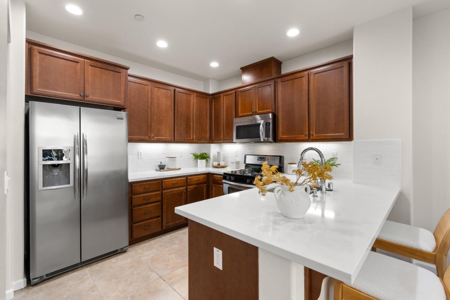 104 North Hummingbird Lane