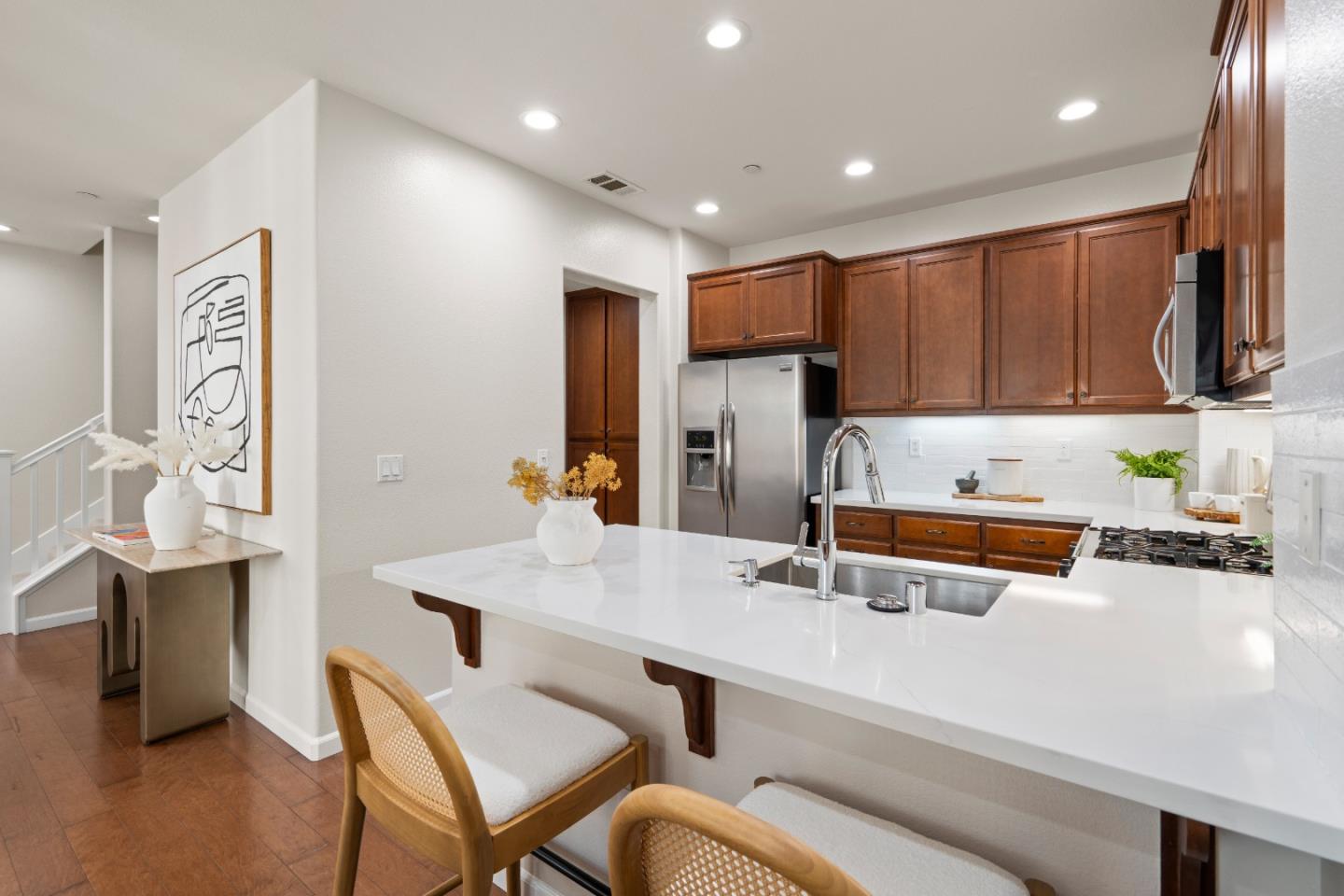 104 North Hummingbird Lane