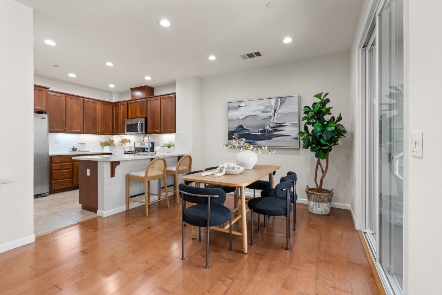 104 North Hummingbird Lane