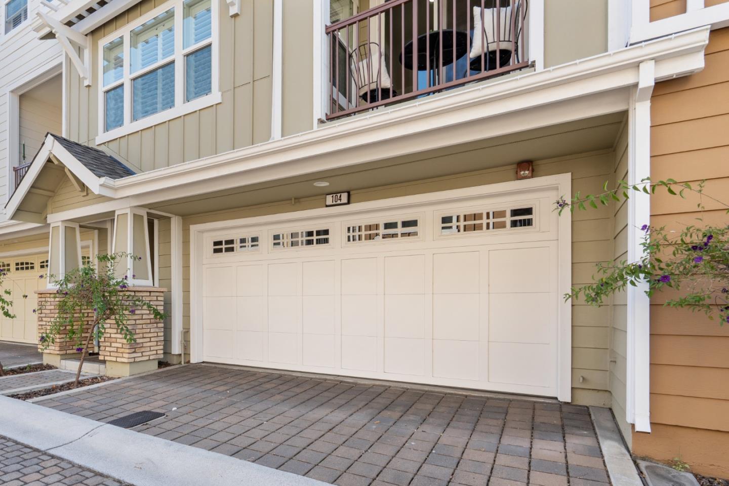 104 North Hummingbird Lane