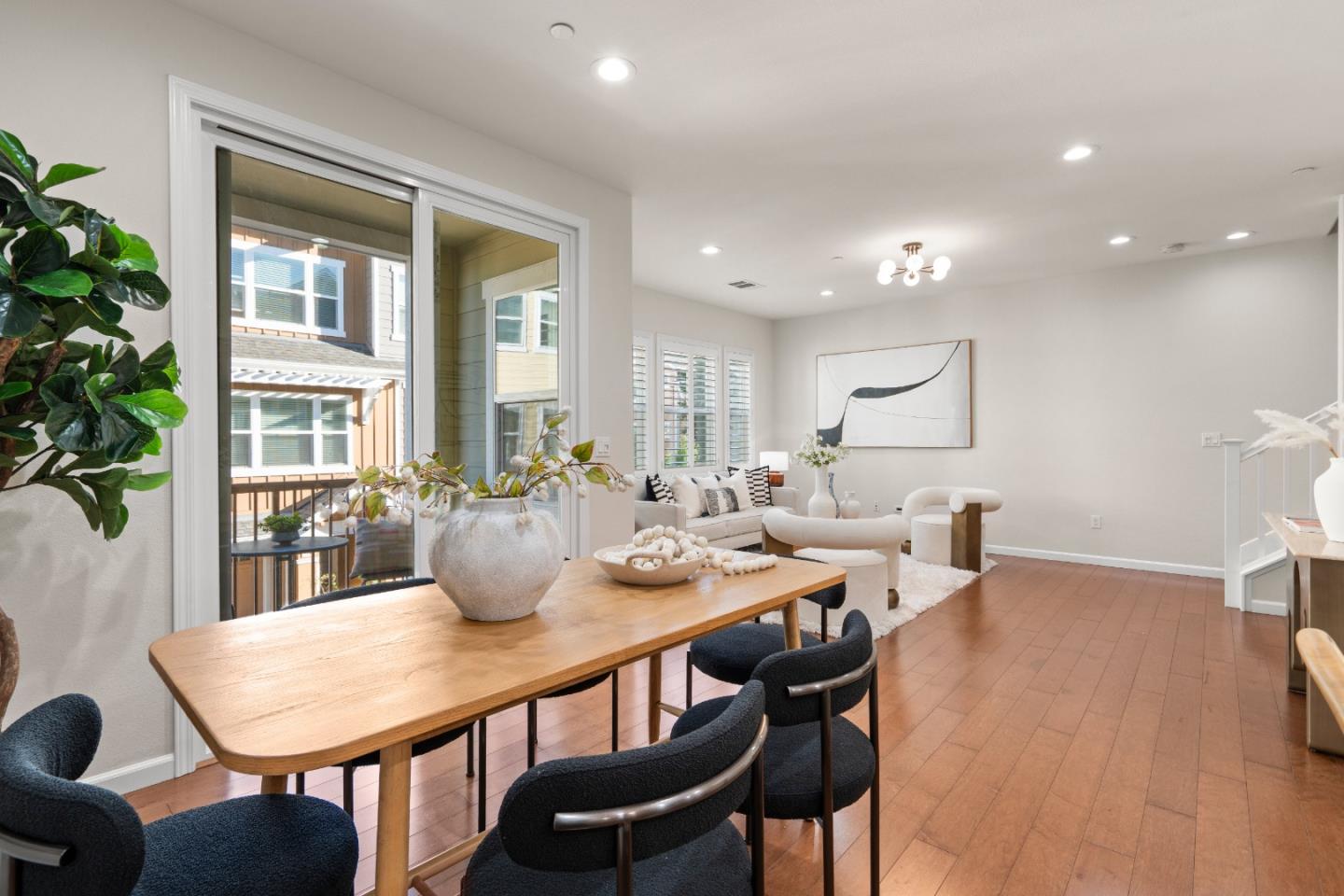 104 North Hummingbird Lane