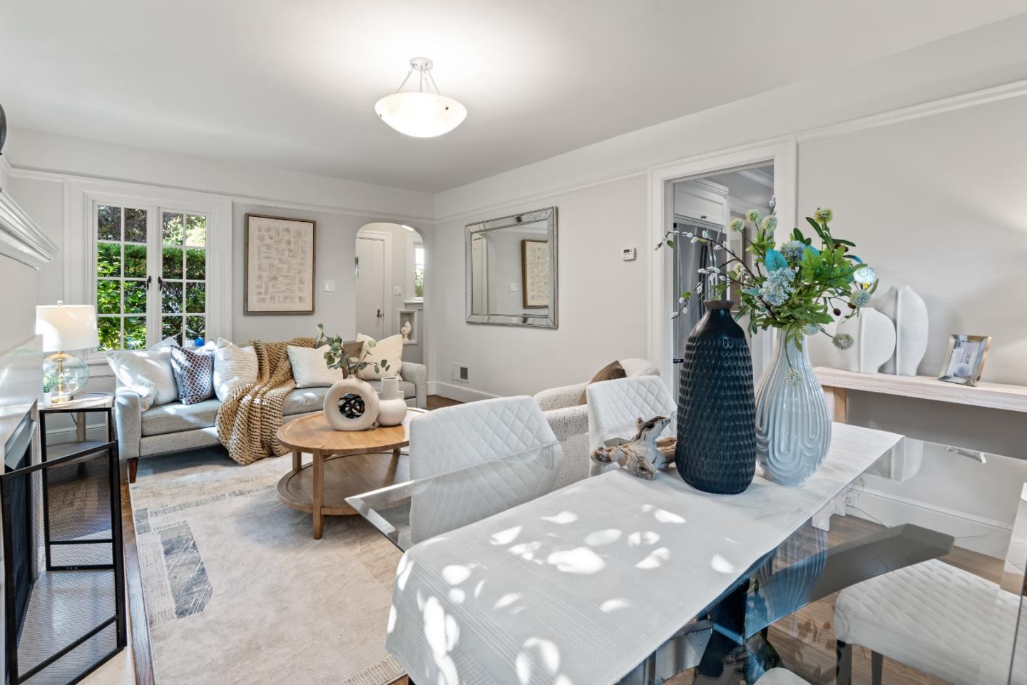 678 Hawthorne Avenue