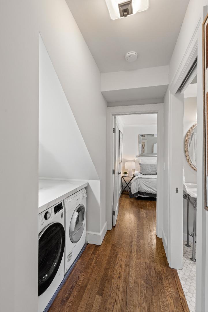 678 Hawthorne Avenue