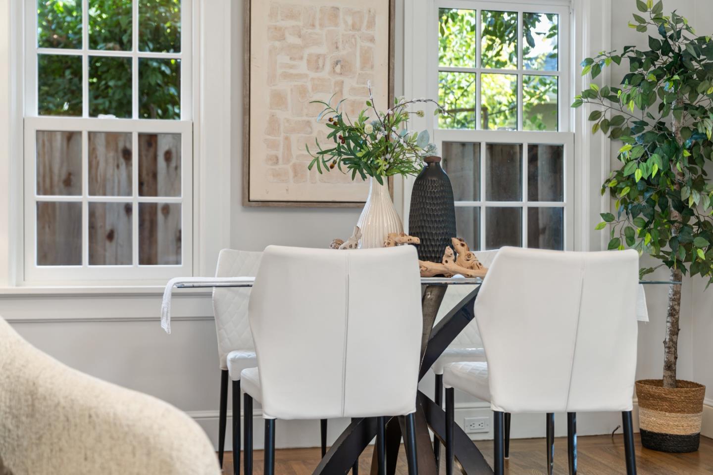 678 Hawthorne Avenue