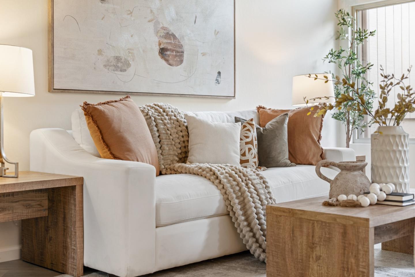 10107 Lamplighter Square