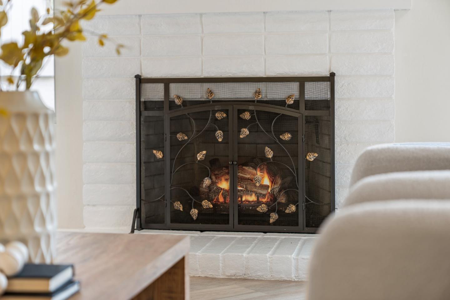 10107 Lamplighter Square